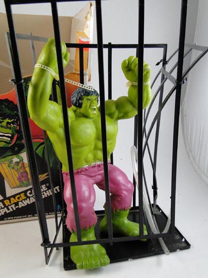 incredible hulk rage cage toy